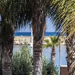 Apartament Meraki - 30 M Dal Mare, Vista Mare, Wifi E Parcheggio Coperto Gratuito - A