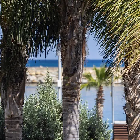 Apartament Meraki - 30 M Dal Mare, Vista Mare, Wifi E Parcheggio Coperto Gratuito - A