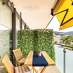 Apartment Meraki - 30 M Dal Mare, Vista Mare, Wifi E Parcheggio Coperto Gratuito - A *