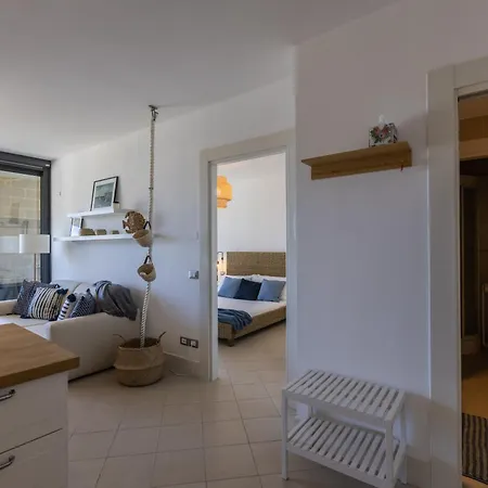 דירה Meraki - 30 M Dal Mare, Vista Mare, Wifi E Parcheggio Coperto Gratuito - A *