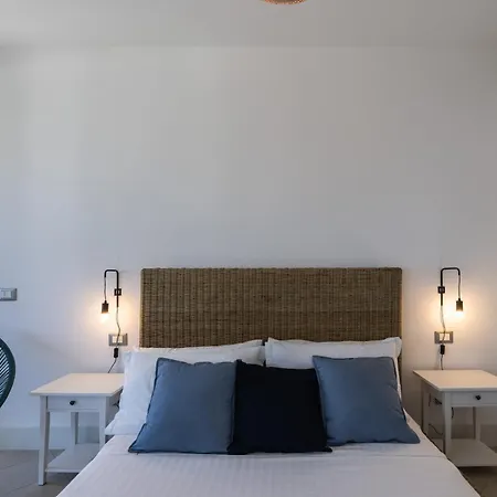 Meraki - 30 M Dal Mare, Vista Mare, Wifi E Parcheggio Coperto Gratuito - A *