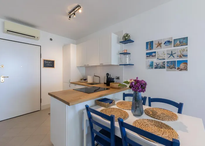 Meraki - 30 M Dal Mare, Vista Mare, Wifi E Parcheggio Coperto Gratuito - A Apartmán San Lorenzo al Mare