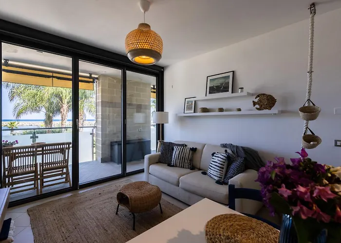 Meraki - 30 M Dal Mare, Vista Mare, Wifi E Parcheggio Coperto Gratuito - A * San Lorenzo al Mare