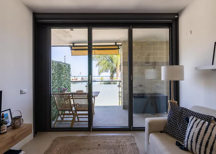 Meraki - 30 M Dal Mare, Vista Mare, Wifi E Parcheggio Coperto Gratuito - A * San Lorenzo al Mare