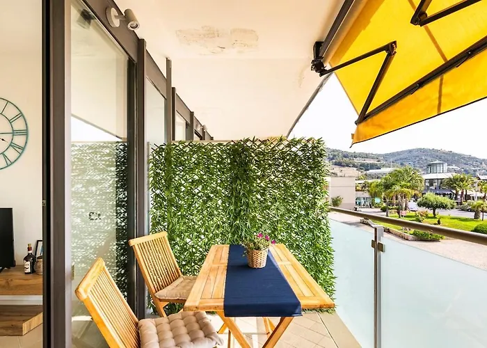Apartmán Meraki - 30 M Dal Mare, Vista Mare, Wifi E Parcheggio Coperto Gratuito - A *